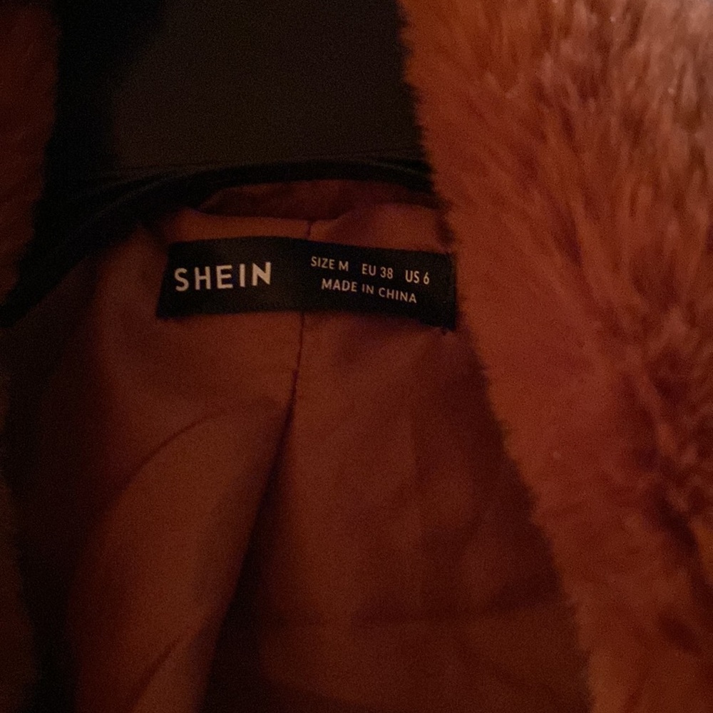 Coat - Picture 3 of 4